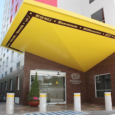 Hotel Hi! Керетаро Экстерьер фото